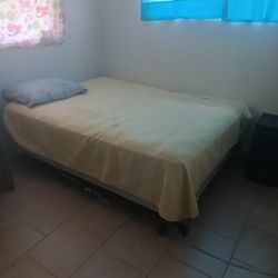 Oueen Size Bed Frame And Mattress And Bos Spring