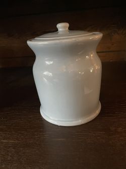 Robin Egg Blue Country Crock Cookie Jar With Lid 7” Tall Small Chip On Lid See 