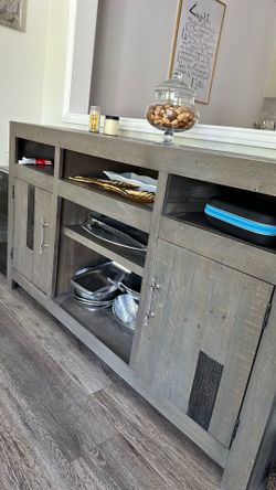 Gray cabinet Buffet/TV stand