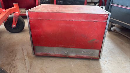 Snap-on Red Metal Tool Box Chest