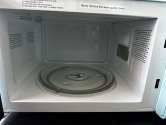 Cute Vintage Style Microwave for Sale in Santa Monica, CA - OfferUp