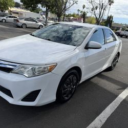 2013 Toyota Camry Hybrid