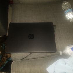 Hp Laptop 4 Gb Ram 64 Gbs And Touchscreen 