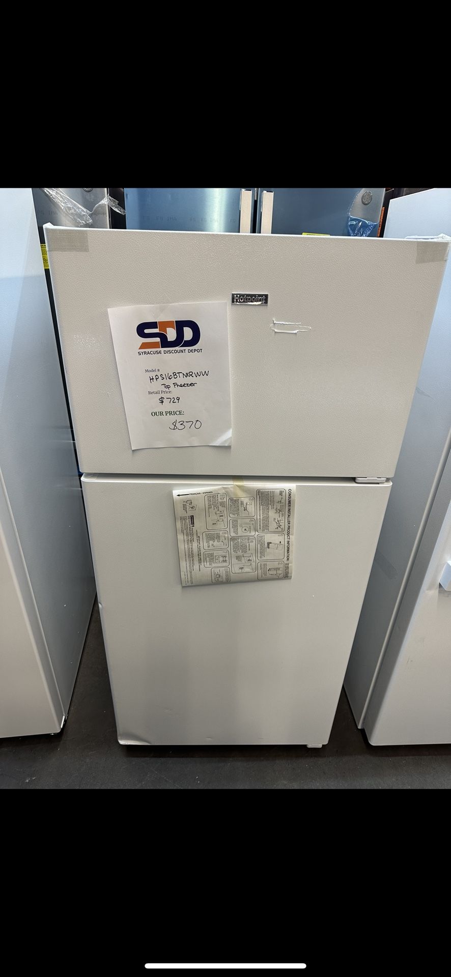 $370 Brand New top Freezer Fridge