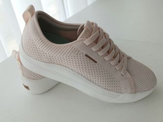 Dr.Scholl's Slip-on women shoes, light Pink. Size 8