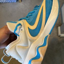 Nike Giannis Immortality 3 