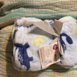 New Born Baby Blanket And Carters 0-6 Math Socks