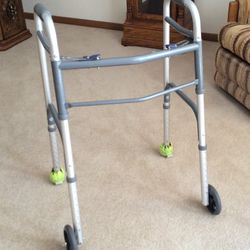 Foldable Walker