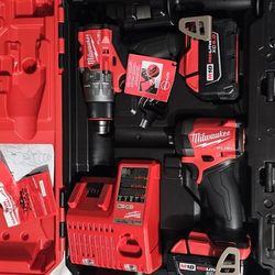 felling and cutting set with batteries and charger 