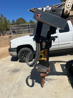 Ua -750 Hydraulic Concrete Breaker