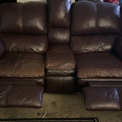 2 Leather Reclining Sofa Set + single oversized