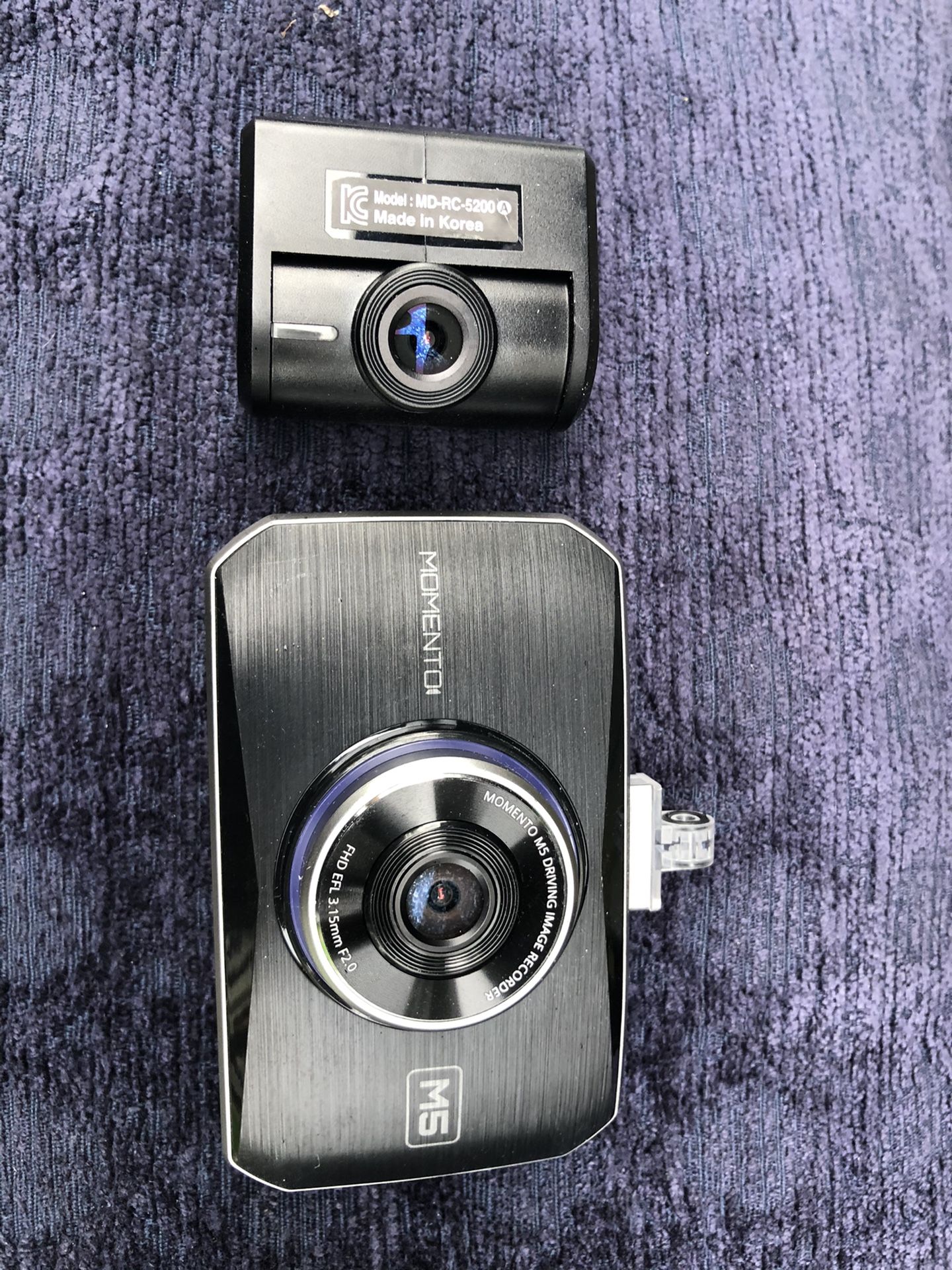 Momento M5 Dash Cam Camera with rear cam