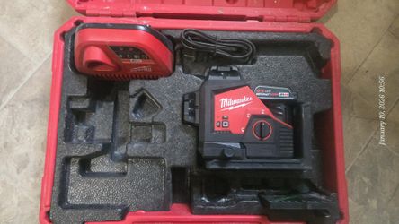 Milwaukee 3 Plane M12 Laser