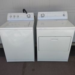 Whirlpool Commercial Quality Washer And Dryer Set 