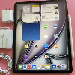Apple IPad Air 13” (M2 chip / 2024  model) 128GB with Pen, keyboard & Accessories 