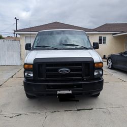 2009 Ford E-150