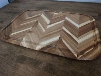 Wood Serving Board Chevron Pattern
