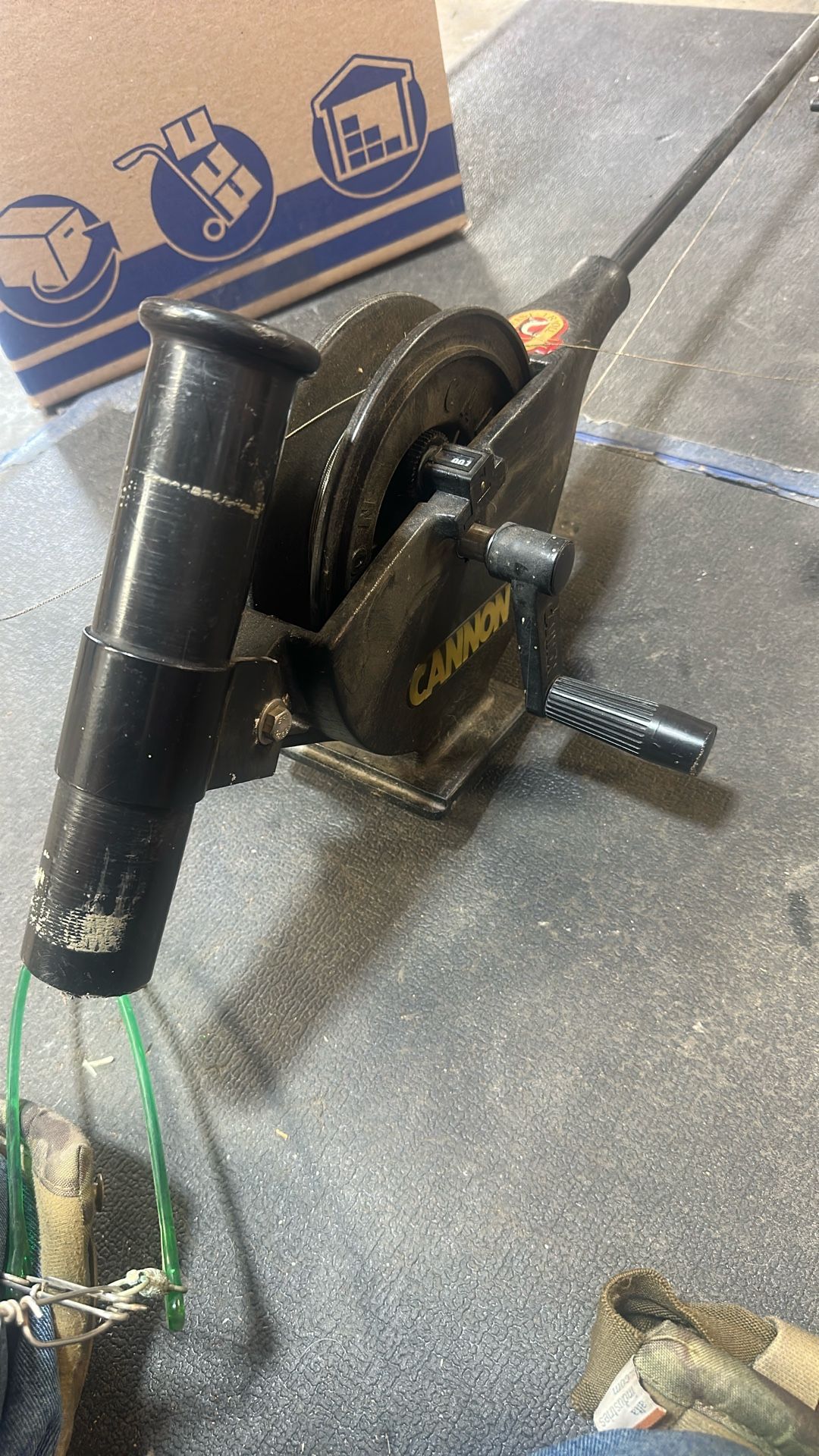 Cannon Easi-Troll manual downrigger.