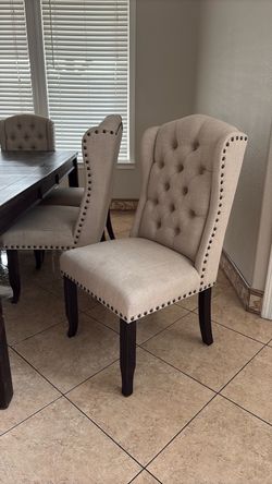 Dining table chairs