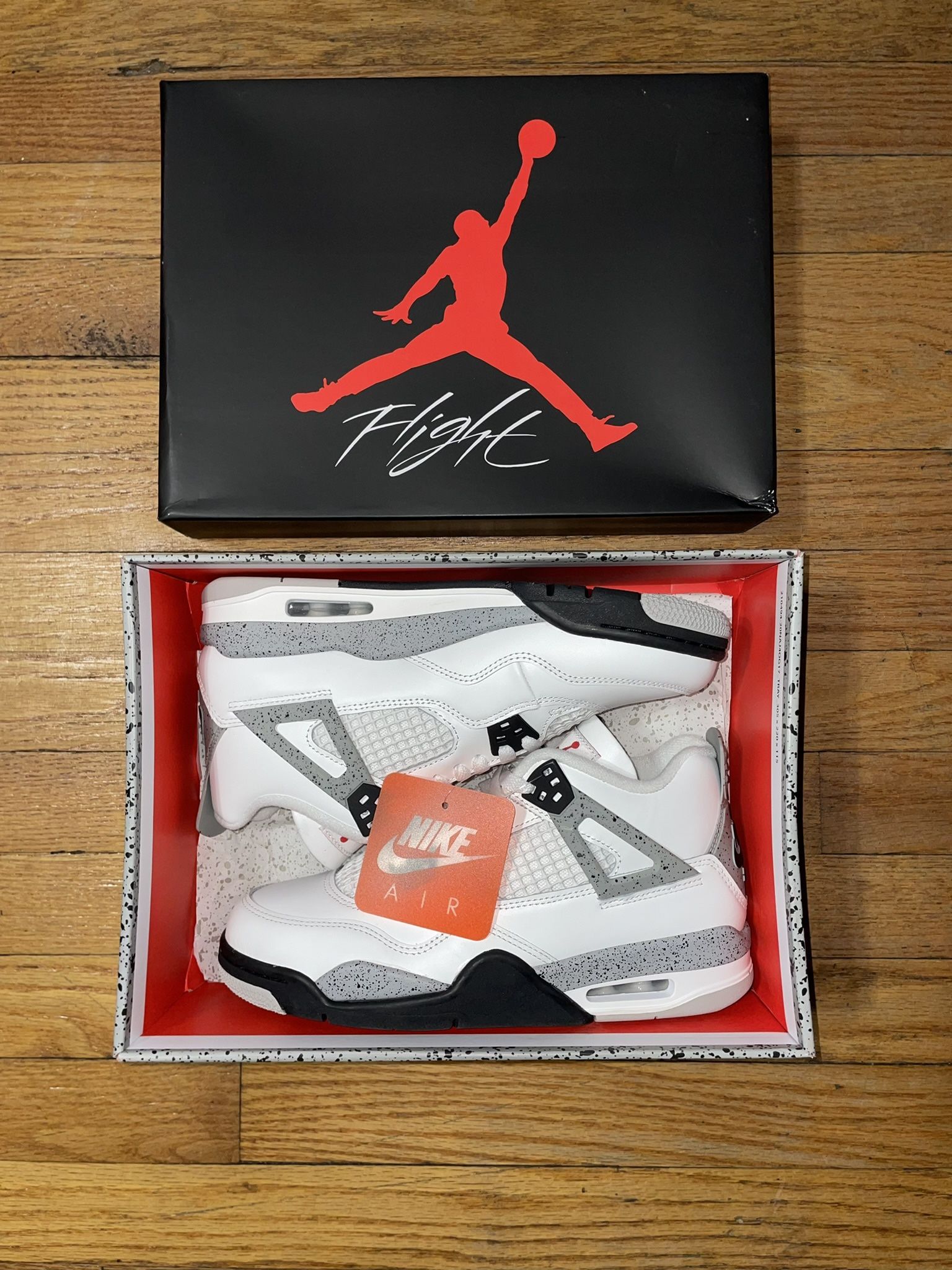 Air Jordan Retro 4 White Cement Size 9, 9.5
