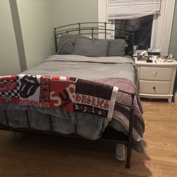 Queen Bedroom set