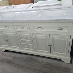 Bathroom Vanity 67" 