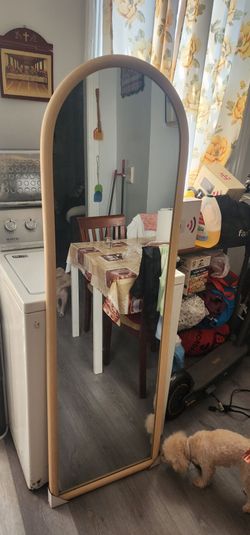Stand up mirror