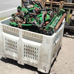 Crate of 14 x John Deere Medium Lawn Mower Reels 22"