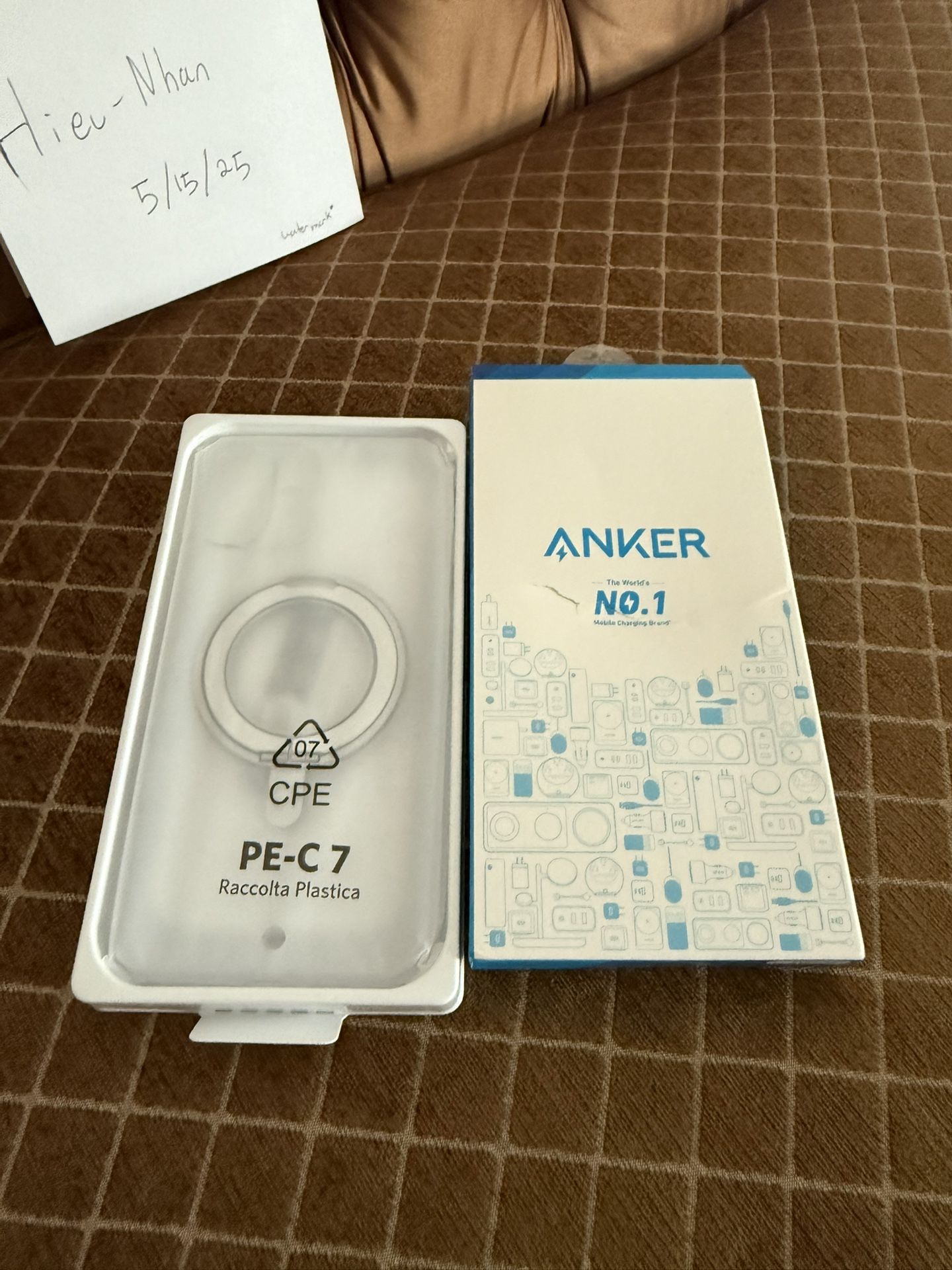 Clear Anker MagGo Magnetic Case with Stand for iPhone 16 Plus