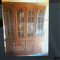 Armoire Excellent Condition