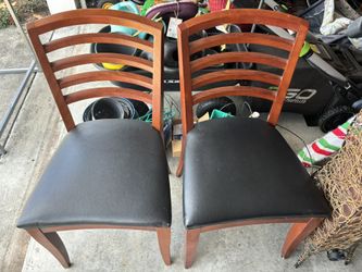 2 Dinner Table Chairs 