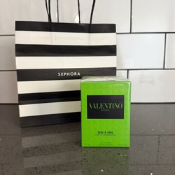 Valentino Donna Born in Roma “Green Stravaganza” Fragrance