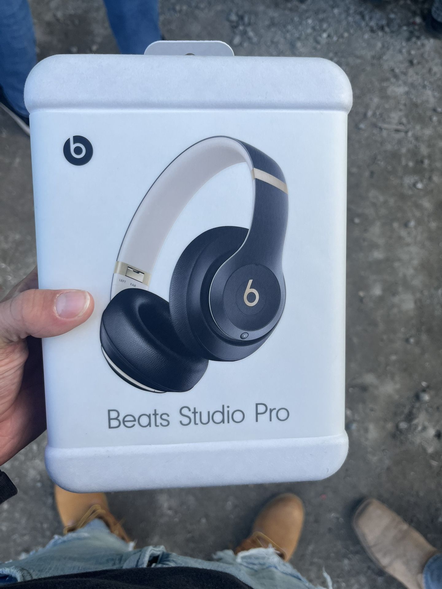 Beats Studio Pro(Brand New)