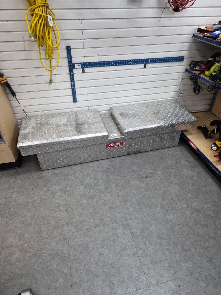 DeeZee Truck Tool Box