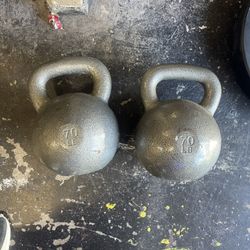 70lb kettlebell Set
