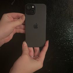  “iPhone 15 For Parts