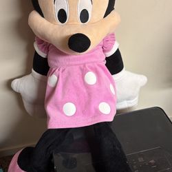 Minnie Mouse Huge Plush
