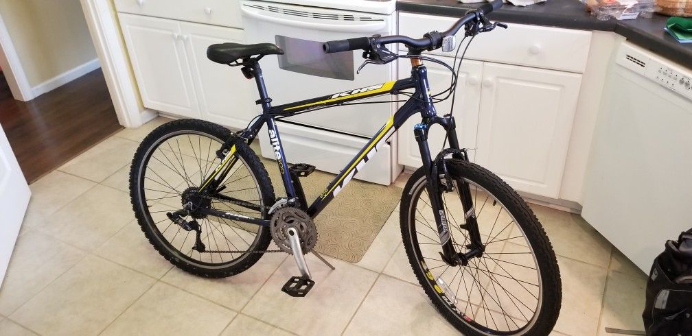 KHS ALITE 300 Mountain bike.