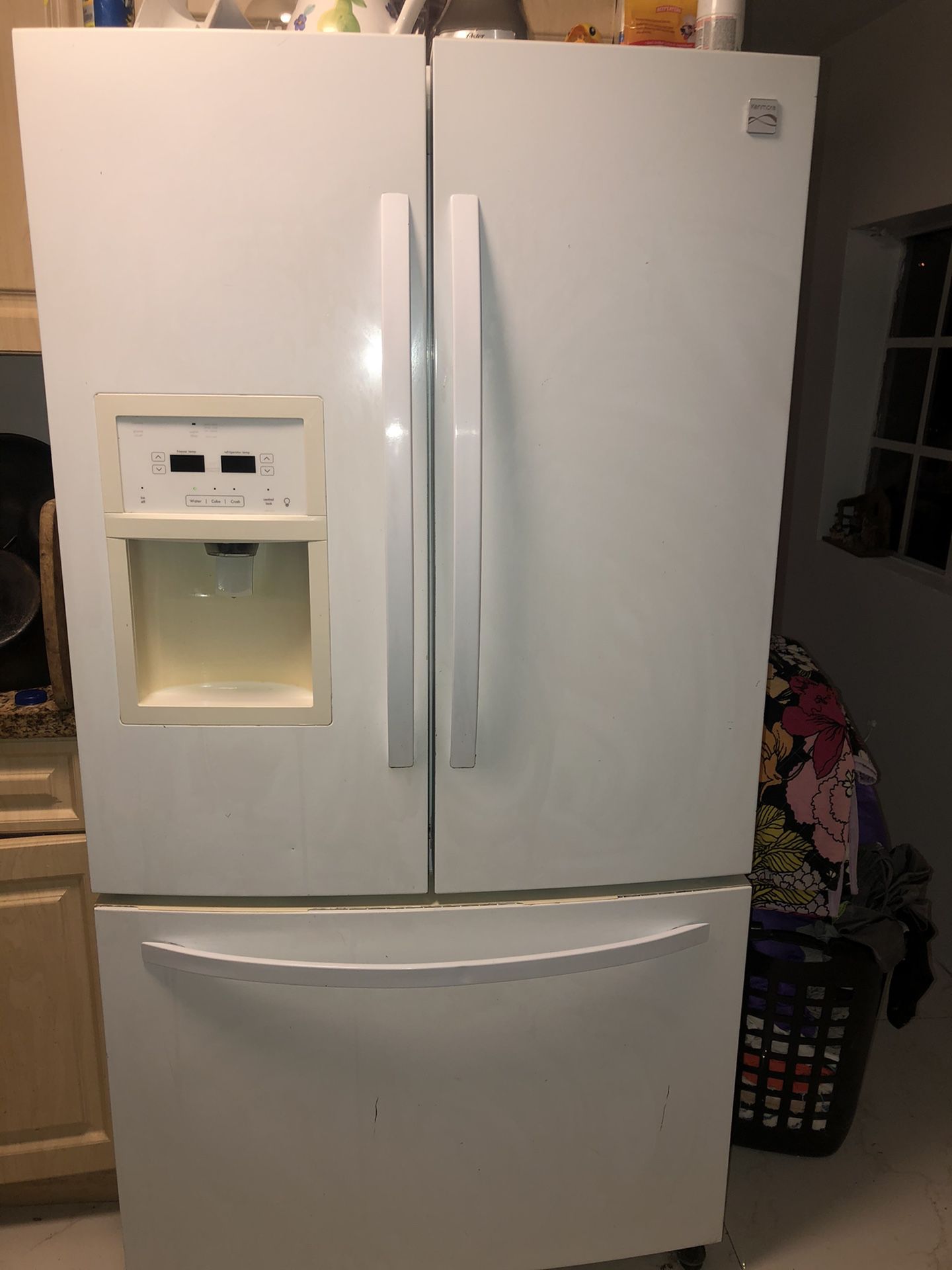 Refrigerator Grande Color Blanco