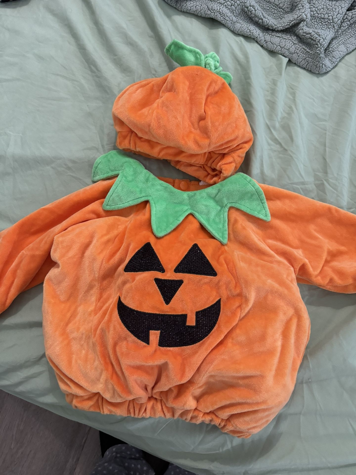 Pumpkin baby Halloween costume