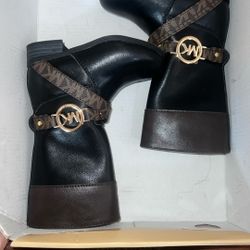Micheal Kors - Boots - 5c