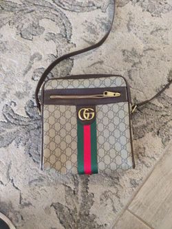 Gucci hand bag