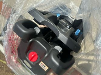 2 Graco Car Seat Base