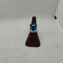 14K Birthstone Ring (Sz 7 1/2)