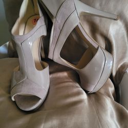 Nude Size 10 Heels Never Worn . Nine West . $30 Obo