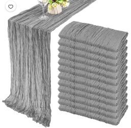 Grey mesh table runners