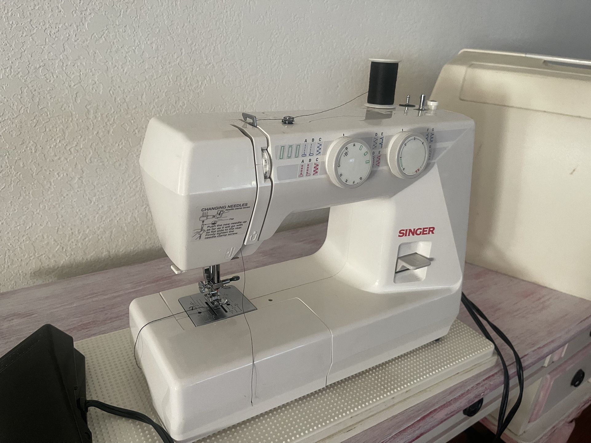 Singer Sears Sawing Machine Comes With Case