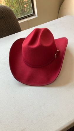 Dark red cowboy hat
