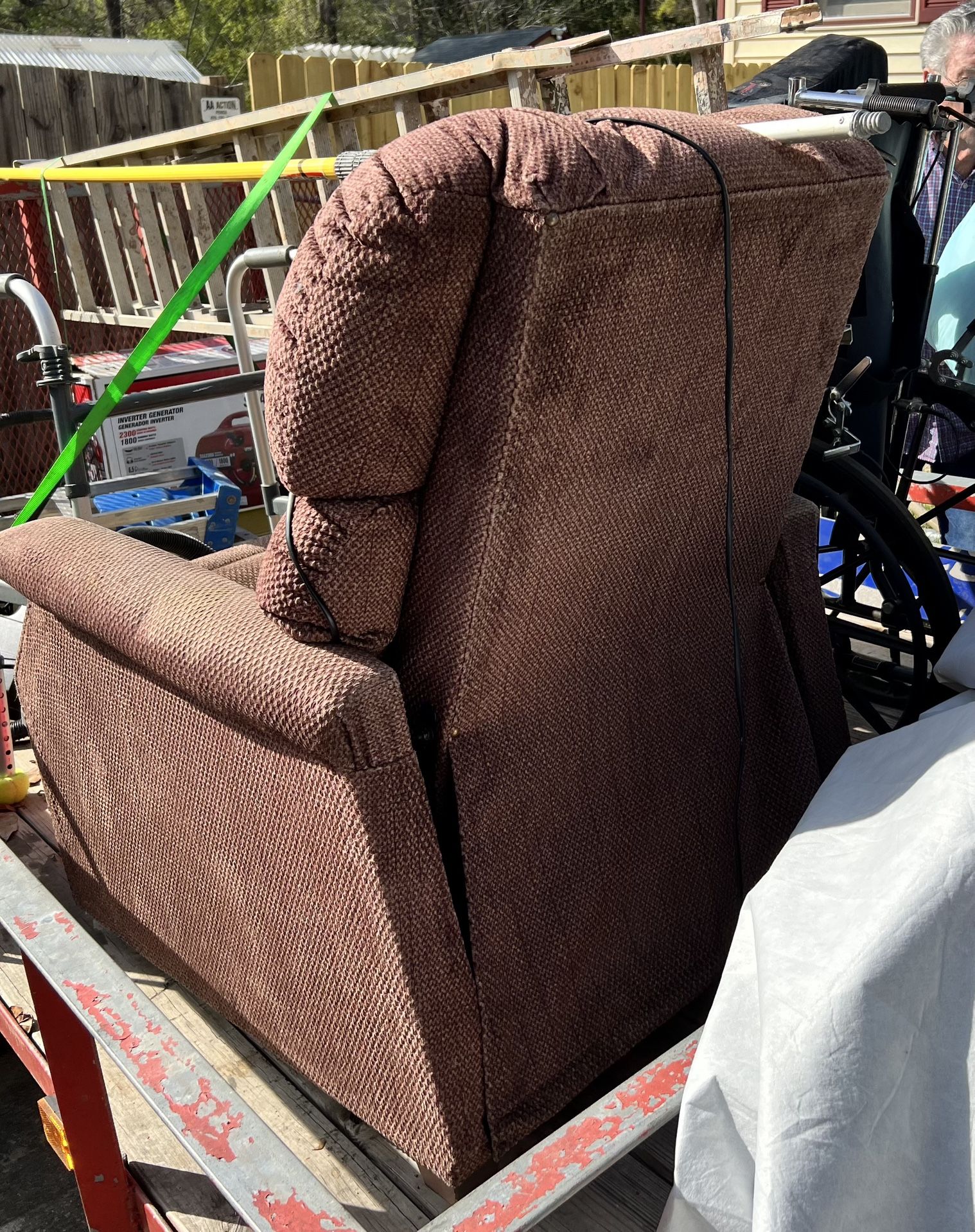 Electric lift chair