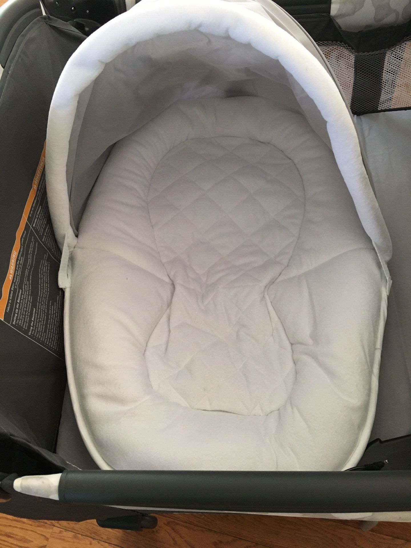 Gray Co Newborn Napper with Soothe Surrounding Technology